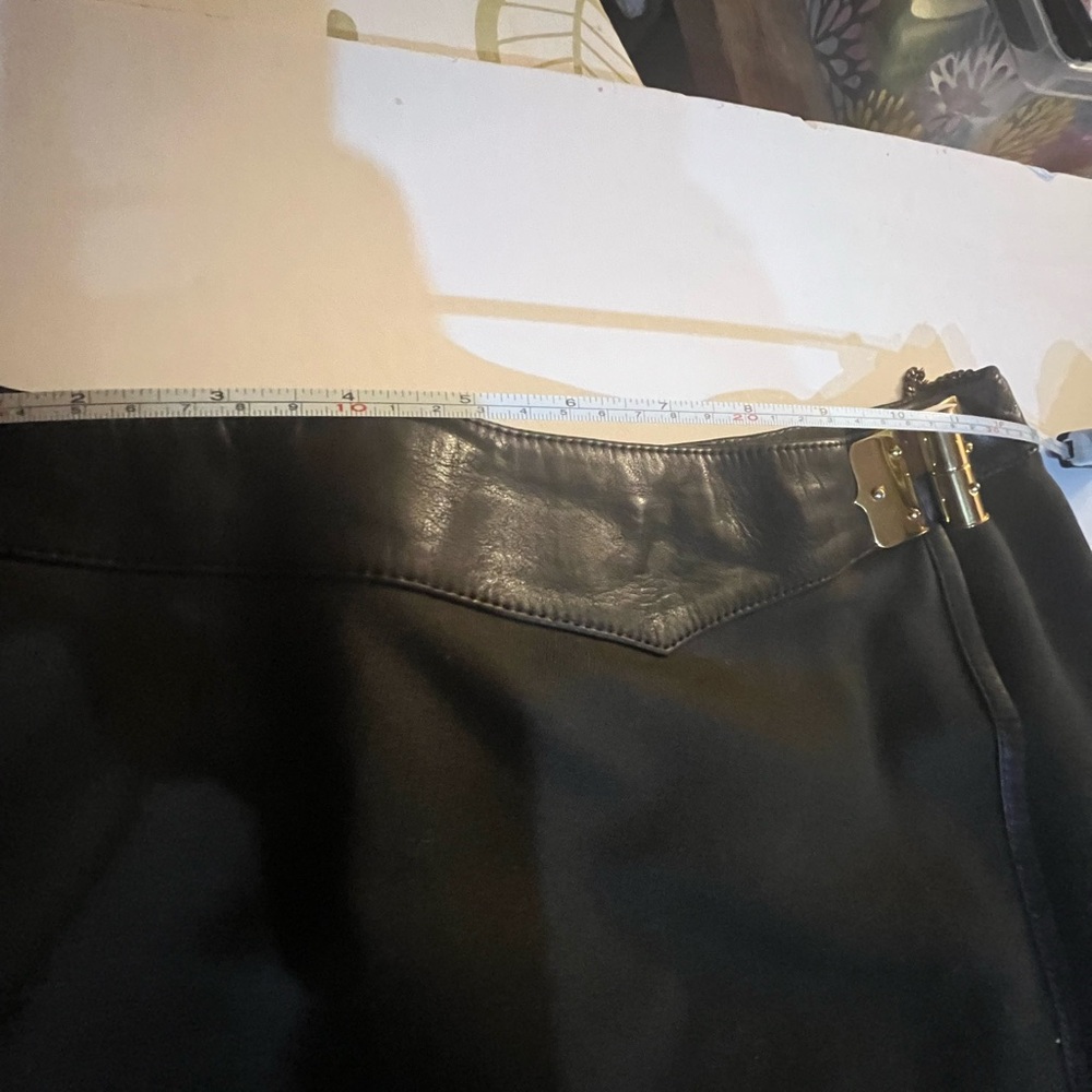 Vintage Hermes Sport Paris Skirt with leather trim. France size 40 - Picture 8 of 11